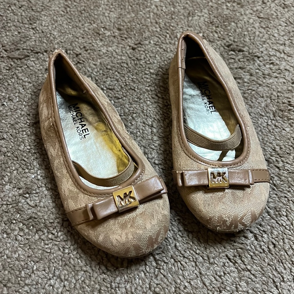 Micheal Kors dress shoes